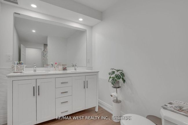8709 9 Th Line, House other with 3 bedrooms, 3 bathrooms and 8 parking in Utopia ON | Image 11