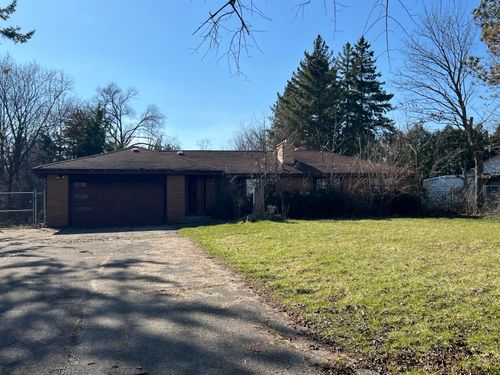 6505 N 107th St, Milwaukee, WI, 53224-5003 | Card Image