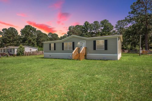 1343 Morello Rd, Manning, SC, 29102-5424 | Card Image