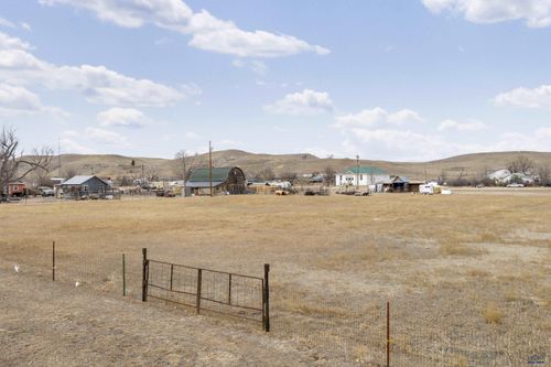 770 3rd St, Fairburn, SD, 57738 | Card Image