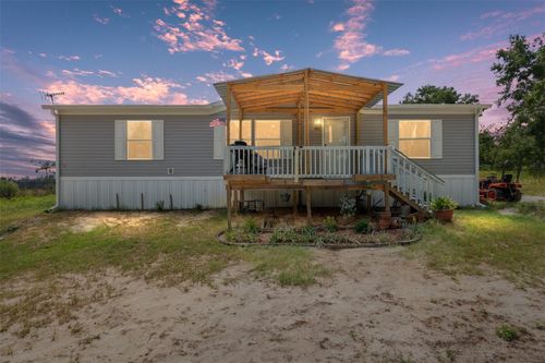 453 Old Hawthorne Rd, HAWTHORNE, FL, 32640-5419 | Card Image