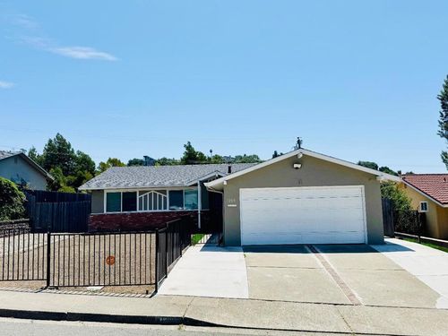 1209 Loyola Way, Vallejo, CA, 94589-3850 | Card Image