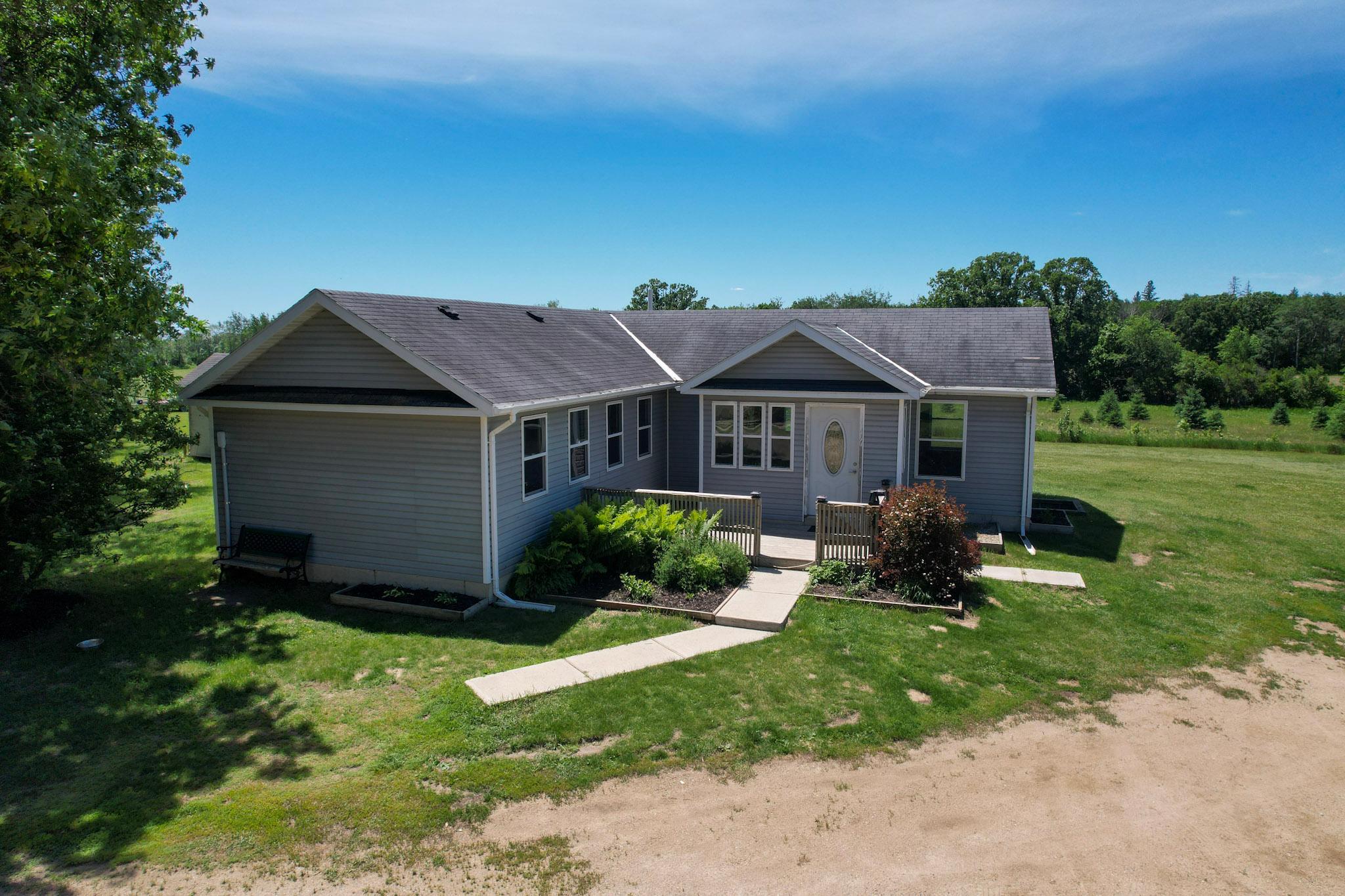 Residential in New York Mills 4