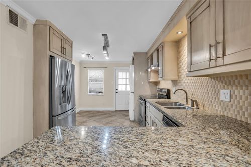 1-5238 Arboles Dr, Houston, TX, 77035-2849 | Card Image