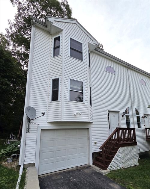 23 Fenton Dr, Worcester, MA, 01602-1365 | Card Image