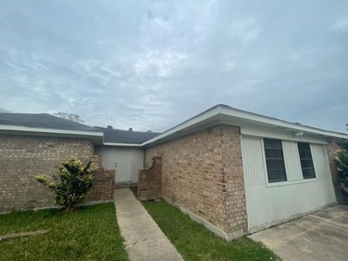 12779 Enchanted Path Dr, Houston, TX, 77044-1323 | Card Image