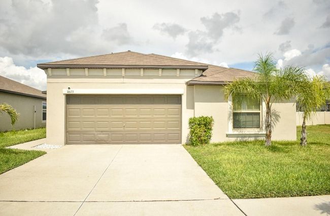 16623 Carlton Pond St, House other with 4 bedrooms, 2 bathrooms and null parking in Wimauma FL | Image 4