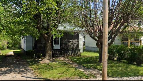 5009 Caseyville Ave, East Saint Louis, IL, 62204-2133 | Card Image