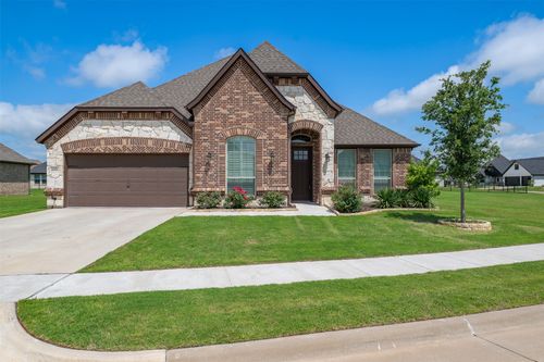 2011 Spieth St, Granbury, TX, 76048-2995 | Card Image