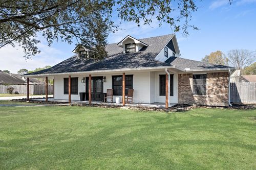 1324 Camellia St, Bridge City, TX, 77611-2202 | Card Image