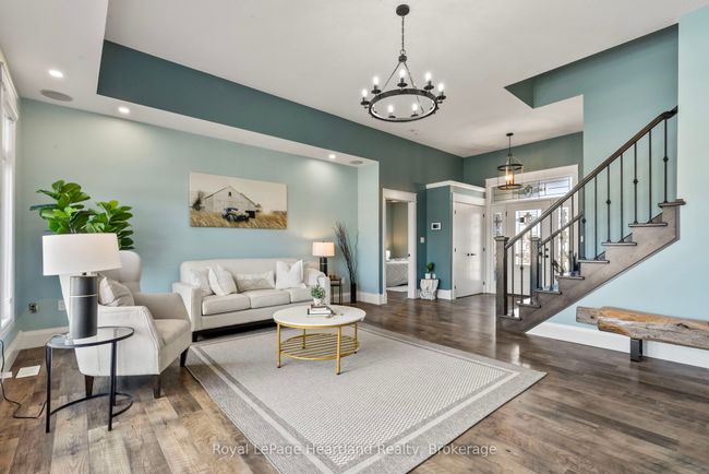 411 Jane St, House other with 7 bedrooms, 3 bathrooms and 10 parking in Palmerston ON | Image 15