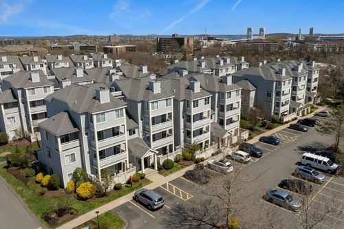 unit-h303-200 Falls Blvd, Quincy, MA, 02169-8864 | Card Image