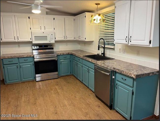 Kitchen | Image 6