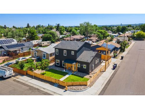 550 S Raleigh St, Denver, CO, 80219-2552 | Card Image