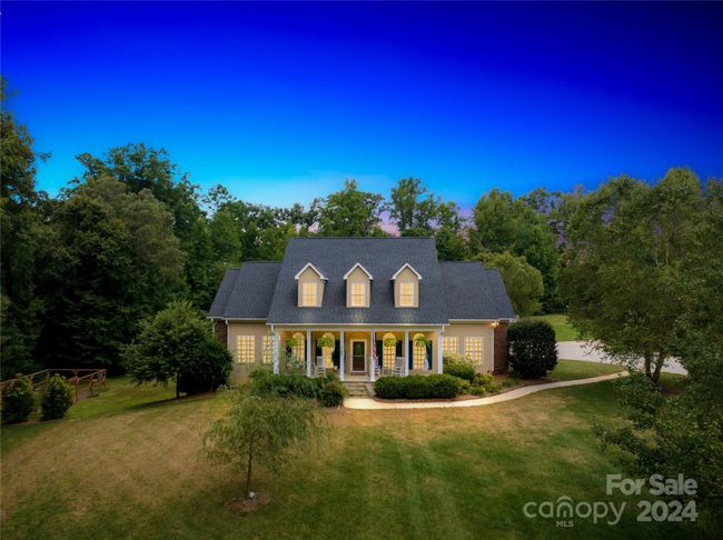 Night time views of this stunning property! | Image 36
