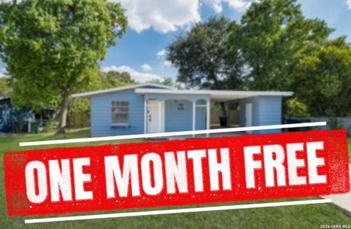 5846 Castle Lk, San Antonio, TX, 78218-4122 | Card Image