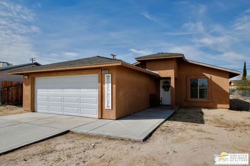 5666 Mariposa Ave, Twentynine Palms, CA, 92277 | Card Image
