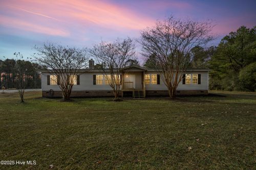 119 Buckeye Ln, Burgaw, NC, 28425-3188 | Card Image
