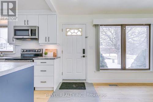 upper-134 Longfield Rd, Acton, ON, L7J2K4 | Card Image