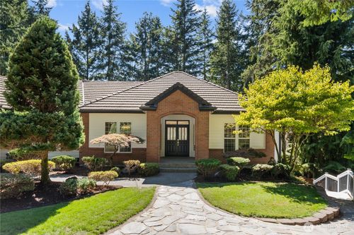 13106 Bracken Fern Dr Nw, Gig Harbor, WA, 98332-8805 | Card Image