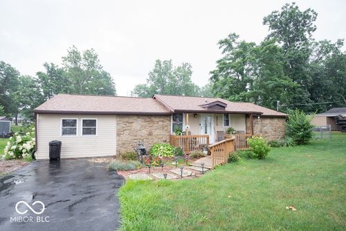 4505 Sunset Glades Blvd, North Vernon, IN, 47265-7353 | Card Image