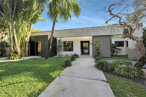 92 W Mashta Dr, Key Biscayne, FL, 33149-2417 | Card Image