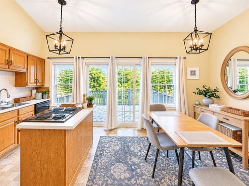 20-121 Townhouse Way, Woodstock, VT, 05091-3522 | Card Image