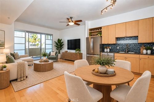 511-388 E Ocean Blvd, Long Beach, CA, 90802-5002 | Card Image