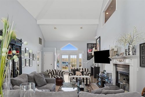 12 Polo Grounds Ln, East Quogue, NY, 11942-3631 | Card Image
