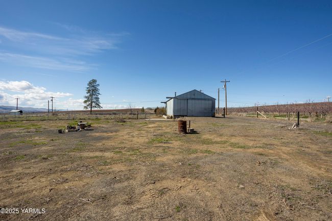 35101 N District Line Road 3.17.25 10 | Image 16