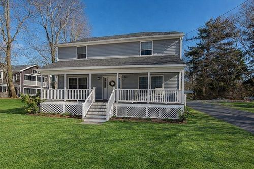 10 Emerald St, Gloucester, MA, 01930-1110 | Card Image