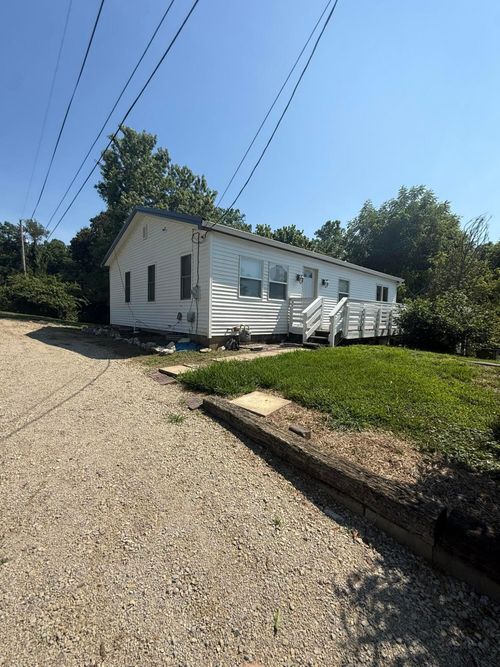 342 W Grogan Ave, Logan, OH, 43138-1508 | Card Image