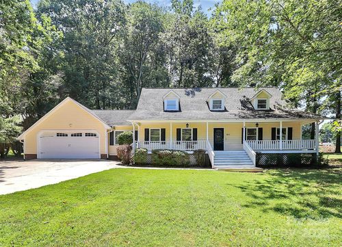 31-7852 Golf Course Dr N, Denver, NC, 28037-9171 | Card Image