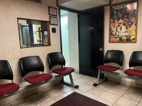 ll-142 Congressman Rosenthal Plz, Flushing, NY, 11354 | Card Image