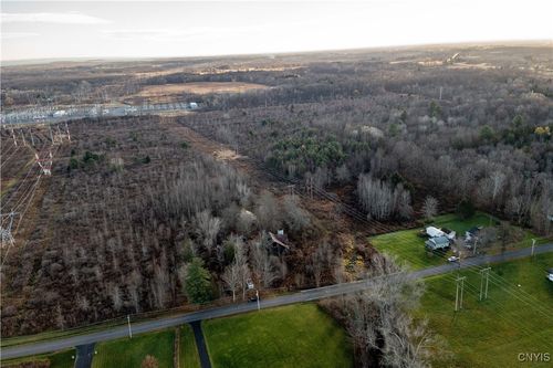 8790 Van Hoesen Rd, Clay, NY, 13041-9604 | Card Image