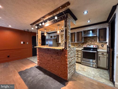 909-h-909 Woodbridge Ct, EDGEWOOD, MD, 21040-3848 | Card Image