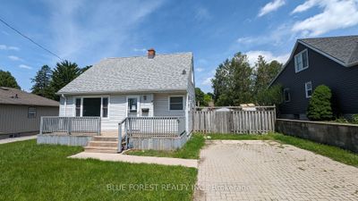 40 Magee St, House other with 3 bedrooms, 1 bathrooms and 4 parking in London ON | Image 1