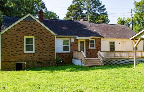 2001 Thomas Ln, Henderson, NC, 27536-2752 | Card Image