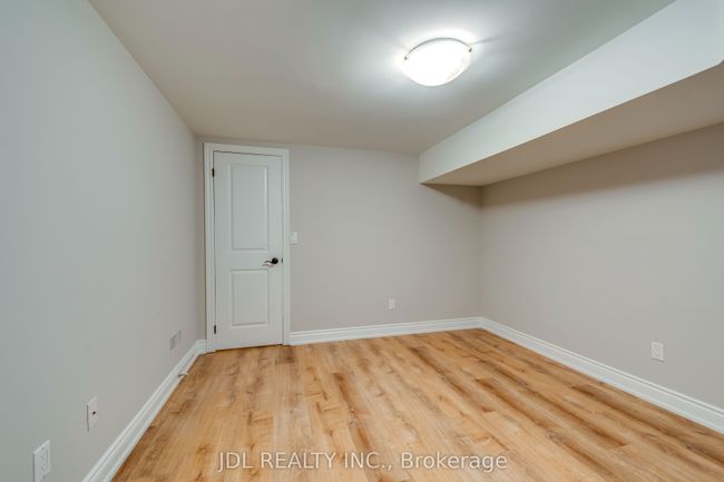 1266 Lambeth Rd, House other with 4 bedrooms, 3 bathrooms and 3 parking in Oakville ON | Image 32