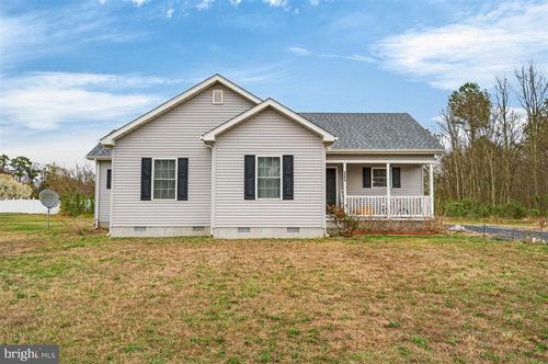 32998 Forest Knoll Dr, LAUREL, DE, 19956-4084 | Card Image