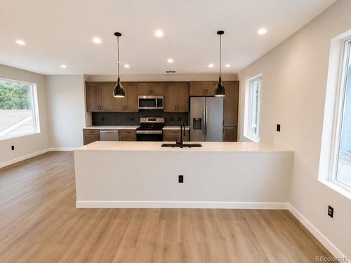 1576 Kendall St, Lakewood, CO, 80214-1411 | Card Image