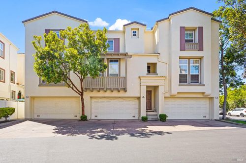 40 Moon Shadow Dr, Milpitas, CA, 95035-8712 | Card Image