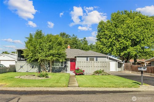 707 S Whitman St, Ellensburg, WA, 98926-3844 | Card Image