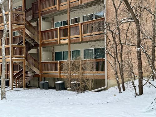 apt-a-5880 Forest View Rd, Lisle, IL, 60532-2882 | Card Image