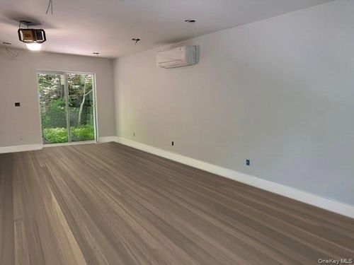 525 Millbrook Drive, Esopus, NY, 12429 | Card Image