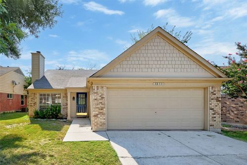 16905 Columbine St, Pflugerville, TX, 78660-2216 | Card Image