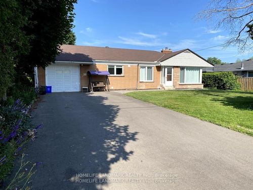 59 Elizabeth Cres S, Whitby, ON, L1N3R8 | Card Image