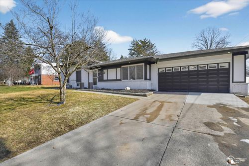 7060 Brookside Dr, Lambertville, MI, 48144-9518 | Card Image