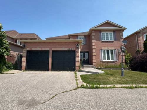 4809 Creditview Rd, Mississauga, ON, L5V1H5 | Card Image