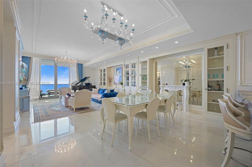 2702-17901 Collins Ave, Sunny Isles Beach, FL, 33160-5664 | Card Image